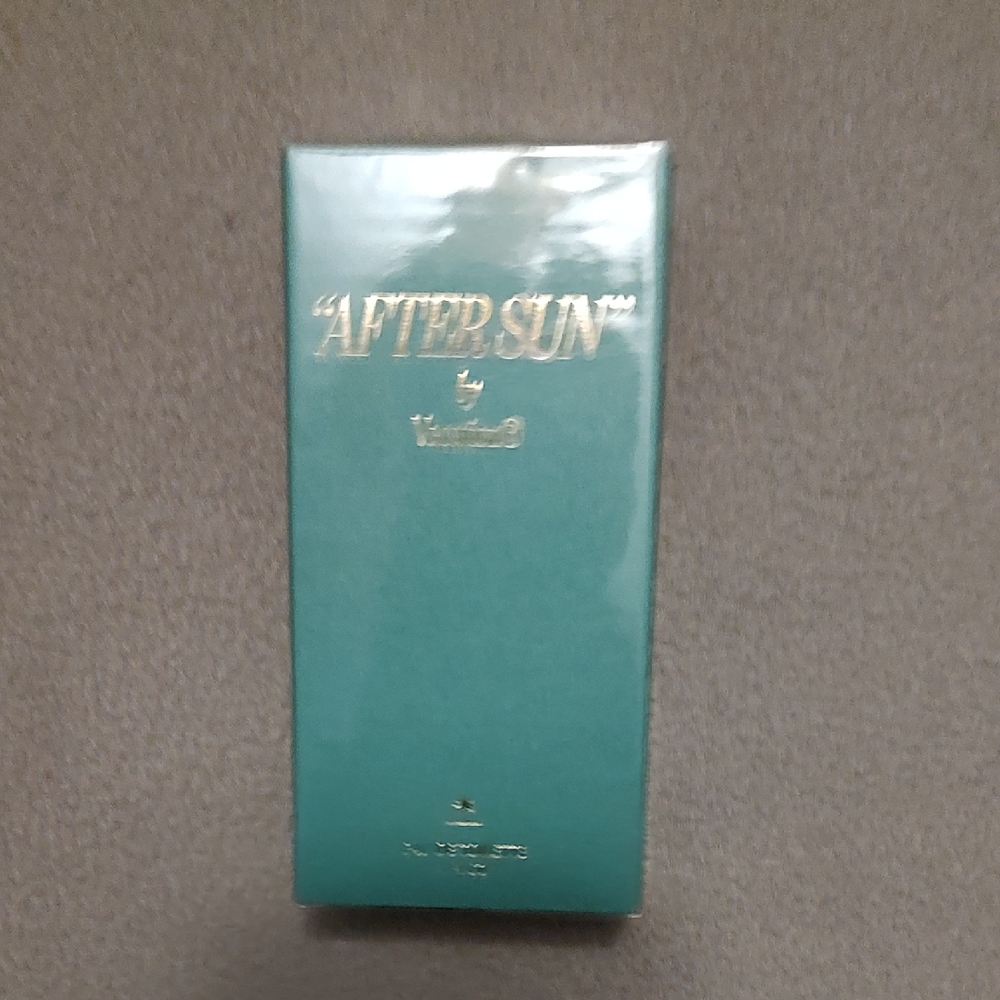 Versace After Sun in Elegant Green Packaging